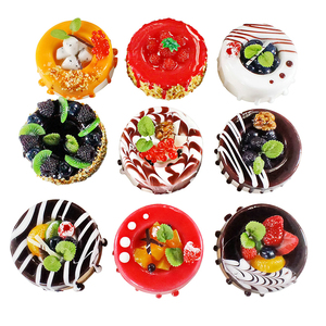 Gâteau factice de haute qualité en PU pour la décoration de fêtes, aliments factices miniatures pour présentation - Product Image 3