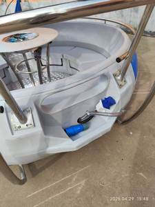 Embarcación Resistente a Impactos QIQU, Fabricada con Rotomoldeo, con Parrilla, <span class=keywords><strong>para</strong></span> 8 Personas, Bote Donut de Polietileno <span class=keywords><strong>para</strong></span> Barbacoa - Product Image 5