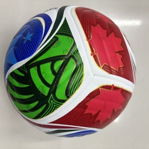 Ballon de football professionnel personnalisé 2026 Tailles 1, 2, 3, 4 et 5 – Ballon de football en cuir PU thermocollé personnalisé pour matchs et entraînements - Product Image 1