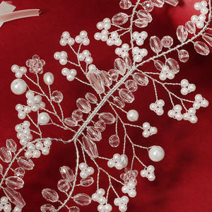 إكسسوار شعر للزفاف على الطراز الأوروبي والأمريكي، عصابة رأس يدوية الصنع مزينة بالأحجار الكريمة والشرائط والخرز، تصميم جديد وعصري للعروس - Product Image 4