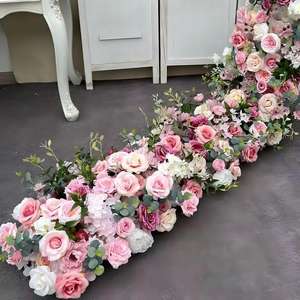 Guirlande de roses en fausse soie et plastique avec couleurs personnalisables pour la décoration de mariages et d'événements - Product Image 6