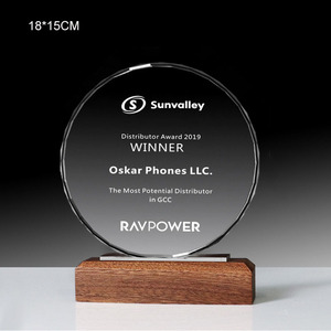 Pujiang Wholesale Cheap K9 Blank Crystal Glass Personalized Wood Trophy Laser Engraved LOGO Wooden Plaque Crystal Awards Trophy