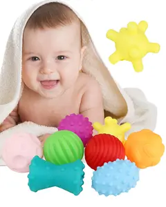 Großhandel Baby Hände greifen Bad Ball Early Education Ball Puppen Badezimmer Sprinkler Kinder Dusche Quietschendes Spielzeug