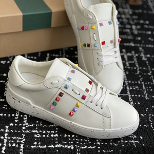 Baskets décontractées à lacets avec panneaux scintillants et cloutés pour femmes, style streetwear et sorties quotidiennes Valentinos - Product Image 1