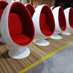 Sillón de Fibra de Vidrio Estilo Nórdico con Forma de Huevo, con Interfaz USB, Giratorio, para Lectura y Descanso en la Sala de Estar - Product Image 3