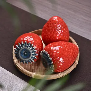 现代迷你小草莓陶瓷茶壶带盖结婚配件