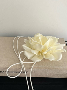 สร้อยคอสีดำขนาดเล็กลายดอกไม้ดอกรักเร่แนววินเทจสไตล์ฝรั่งเศส - Product Image 4