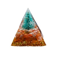 Ornement artisanal de Noël en résine cristalline en forme de pyramide, emballage en boîte en papier - Fabricant en gros