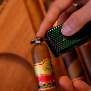 Outside Pocket Refillable Gas One Jet Blue Fire Bright <strong>Blaze</strong> <strong>Lighter</strong> Customized <strong>Lighters</strong> - Product Image 4