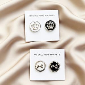 Magnets pour hijab, boucles pour foulards en soie, noir et blanc, Moyen-Orient, transfrontalier, pour femmes, fixation antidérapante, décontracté, quatre saisons, mode - Product Image 2