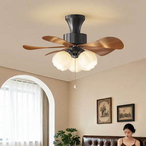 Ventilador de techo retro francés con aspas de imitación madera y pantallas de cristal para restaurante y dormitorio, diseño silencioso integrado - Product Image 3
