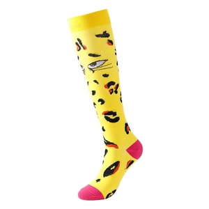 <span class=keywords><strong>Chaussettes</strong></span> <span class=keywords><strong>de</strong></span> compression <span class=keywords><strong>fantaisie</strong></span> pour infirmières, <span class=keywords><strong>chaussettes</strong></span> <span class=keywords><strong>de</strong></span> sport hautes pour hommes et femmes, vente en gros - Product Image 6