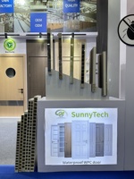 Design moderne Chambre à coucher Porte pliante insonorisée Usine directe Teck Bois massif WPC PVC Surface finie