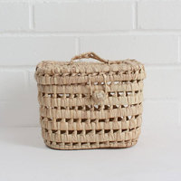 Panier de pique-nique miniature suspendu fait main en feuille de palmier, jaune clair antique, style Paléo Chic, écologique, multifonctionnel et alimentairelement sûr