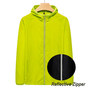<strong>Men's</strong> Casual Sports Windbreaker Jacket Waterproof Quick Dry Running Breathable Hooded Lightweight Camouflage Patchwork Jogging - Product Image 2
