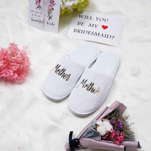 Accesorio de Moda, Kimono de Seda <span class=keywords><strong>y</strong></span> Satén para Mujer, <span class=keywords><strong>Bata</strong></span> de Boda con Pantuflas Desechables Blancas, Juego de Pantuflas para <span class=keywords><strong>Novia</strong></span> <span class=keywords><strong>y</strong></span> Damas de Honor - Product Image 4
