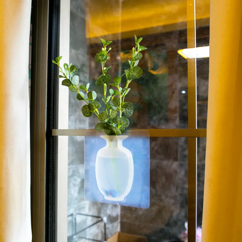 Coolnice nieuws ontwerp antigravity Sticky Vaas Verwijderbare Silicone Magic Vaas Decoratie voor Huis Restaurant op Muur