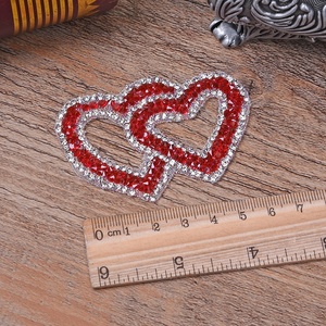 Patch thermocollant en strass motif double cœur entrelacé <span class=keywords><strong>pour</strong></span> tenues assorties de couple, <span class=keywords><strong>cadeau</strong></span> <span class=keywords><strong>pour</strong></span> lui et <span class=keywords><strong>pour</strong></span> elle, fournisseur - Product Image 5