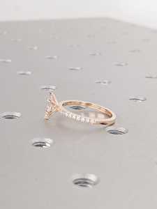 แหวนเพชรเม็ดเดี่ยวทรงมาร์คีส์ทองคำขาว 14k ดีไซน์หรูหรา ประดับเพชรแล็บเกรดพรีเมียม แหวนแต่งงาน/หมั้น ดีไซน์โดดเด่น - Product Image 4