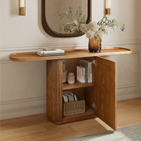 Table console moderne en chêne naturel KUMUSI avec rangement intégré, design tendance pour salon