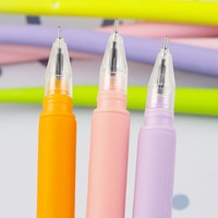 Nouveau stylo promotionnel en gel noir anti-stress en plastique, avec tête de dessin animé en gel souple, 0,5 mm, pour étudiants