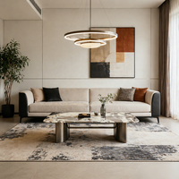 Table basse moderne minimaliste avec plateau en marbre et base en métal, style italien élégant et luxueux pour villa