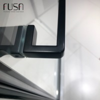 Partisi Kamar Mandi FUSA 1 Pintu Pivot Shower 2 Panel Tetap Kaca Tempered 8mm Rangka Baja Tahan Karat 304 Penjualan Langsung Pabrik