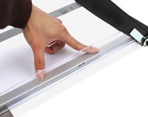 Effiziente kleine manuelle Papiers chneide maschine vom Typ A3 für das manuelle Schneiden von Papier und Kunststoff - Product Image 6