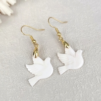 Boucles d'oreilles pendantes tendance en forme de feuille de Monstera noire et jaune, en nacre naturelle et coquille rose pigeon, collection hawaïenne