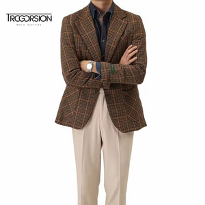 Veste en polyester rétro britannique en <span class=keywords><strong>tweed</strong></span> à chevrons en laine pour hommes, <span class=keywords><strong>blazer</strong></span> rembourré marron à simple boutonnage peigné décontracté et mince - Product Image 1