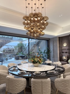 Lampadario di Lusso in Vetro Italiano, Illuminazione Artistica Minimalista di Alta Gamma per Ristoranti, Ville e Soggiorni - Product Image 2