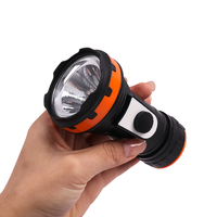 Nouvelle lampe torche solaire en plastique, LED, lumière puissante, rechargeable, étanche, pour le camping en plein air, utilisation d'urgence, portable