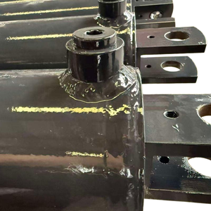 Cilindro de Elevación Cromado Duro ZhengFeng, Diseño Personalizado con Doble Horquilla, Construcción Resistente para Equipos Agrícolas - Product Image 1