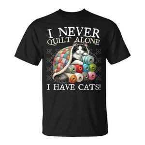Nunca coso solo, tengo gatos, camiseta de costura para quilters con diseño de amantes de los gatos - Product Image 1