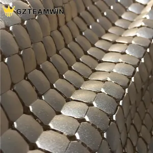 10Mm Decoratieve Kledingaccessoires Platte Metalen Doek Interlock Goud Mat Gegalvaniseerd Matte Aluminium Metallic Stof