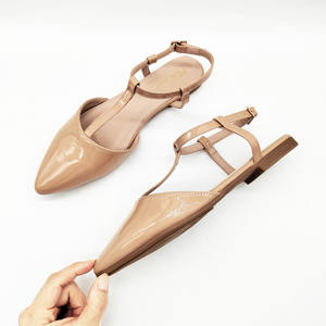 Sandales plates élégantes à sangle en T pour femmes Nouveau design pointu <span class=keywords><strong>creux</strong></span> polyvalent et confortable pour la mode d'été et de printemps - Product Image 5