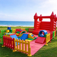 Ensemble d'équipements de jeu gonflables Rianbow Color avec château gonflable, piscine à balles, structure d'escalade, toboggan et tunnel pour location événementielle