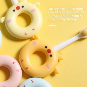 Spazzolino per Neonati in Materiale PP Morbido e Flessibile, Manico ad Anello Carino, Strumento per la Pulizia dei Denti per Bambini, Uso Domestico - Product Image 3