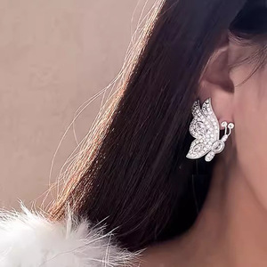 Orecchini Pendenti a Farfalla per Donne, Design Geometrico Ispirato agli Animali, Gioielli Eleganti alla Moda - Product Image 4