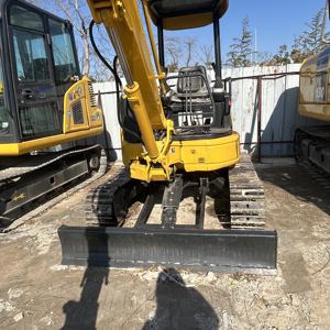 Mini-excavatrice sur chenilles d'occasion Komatsu PC35MR de 3,5 tonnes, moteur Yanmar 2024, équipement de rénovation de serres, de terrassement et de construction prouvée - Product Image 3