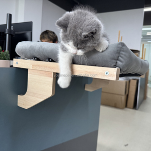 YOUME 2025 Fabrikgroßhandel Winter Katzenfensterbett Haustierhaus Indoor Katzenwandmöbel aus Holz Plüsch Vollton Katzenbett - Product Image 4