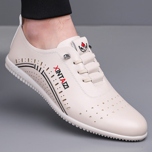 XINTAEZ Mocassins en cuir pour hommes, semelle souple, ajourés, respirants, chaussures décontractées, beige, taille 40 - Product Image 3