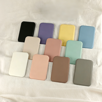 Miroir de maquillage rectangulaire pliable de style pochette, finition argentée, cadre en cuir PU, support réglable, couleurs pastel, vente en gros