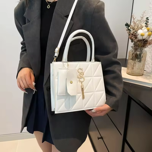 Popüler PU deri 2 adet 1 takım ile bayan çanta moda kadın hafif rahat omuz çantaları lüks püskül - Product Image 5