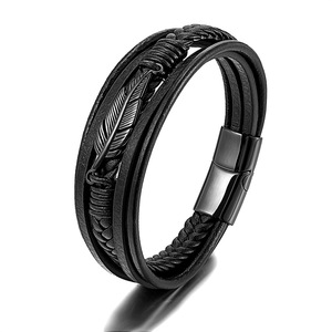 Pulsera de Cuero Trenzado de Acero Inoxidable Personalizada al por Mayor de Fábrica, Pulsera de Cuero Hecha a Mano para Hombre, Estilo Pluma Metálica - Product Image 3