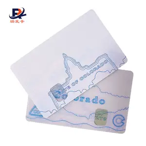 Diseño personalizado caliente CR80 naipe material de tarjeta de visita de pvc transparente tarjeta de plástico PVC