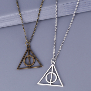 Collar con Colgante Triangular Geométrico de Aleación de Zinc Vintage, Diseño Luna y Reliquias de la Muerte, para Unisex, Mujeres y Niños - Regalo de Aniversario - Product Image 5