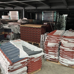 Tuiles de toiture en UPVC de qualité export, tuiles de toiture en métal revêtues d'aluminium-zinc et de granulats de pierre - Product Image 2