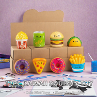 BT 12 pièces Mini jouets à presser Boîte mystère Pack cadeau surprise scolaire Nouvel An Chinois Assortiment de jouets squishy à remontée lente en forme de frites Kawaii