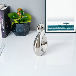 Encantadora escultura <span class=keywords><strong>de</strong></span> cerámica chapada en plata, nuevo objeto <span class=keywords><strong>de</strong></span> decoración del hogar para exhibición <span class=keywords><strong>de</strong></span> <span class=keywords><strong>mesa</strong></span> - Product Image 3